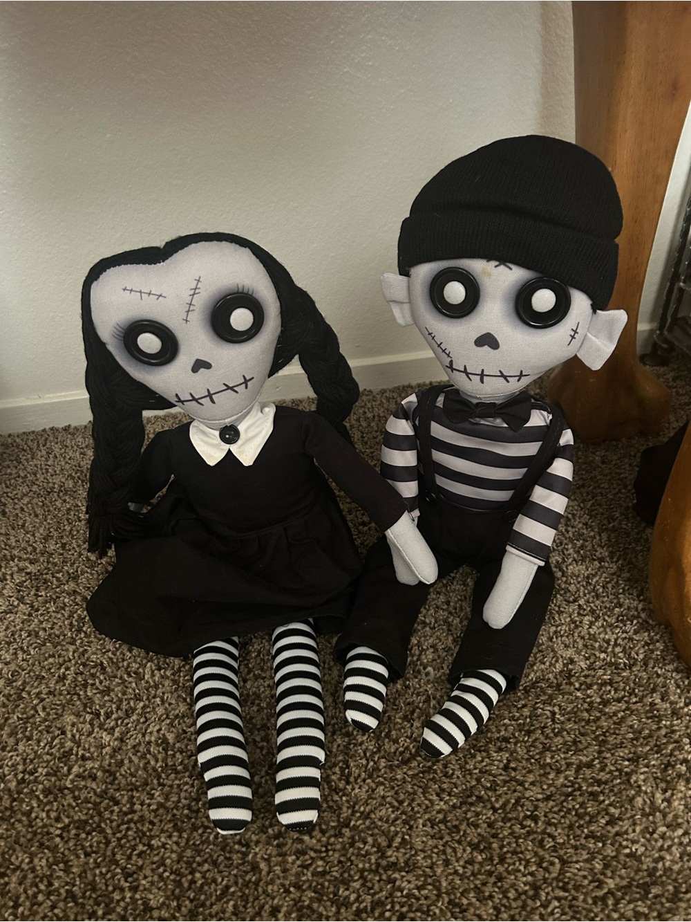 NWT Halloween Adam’s sitting dolls